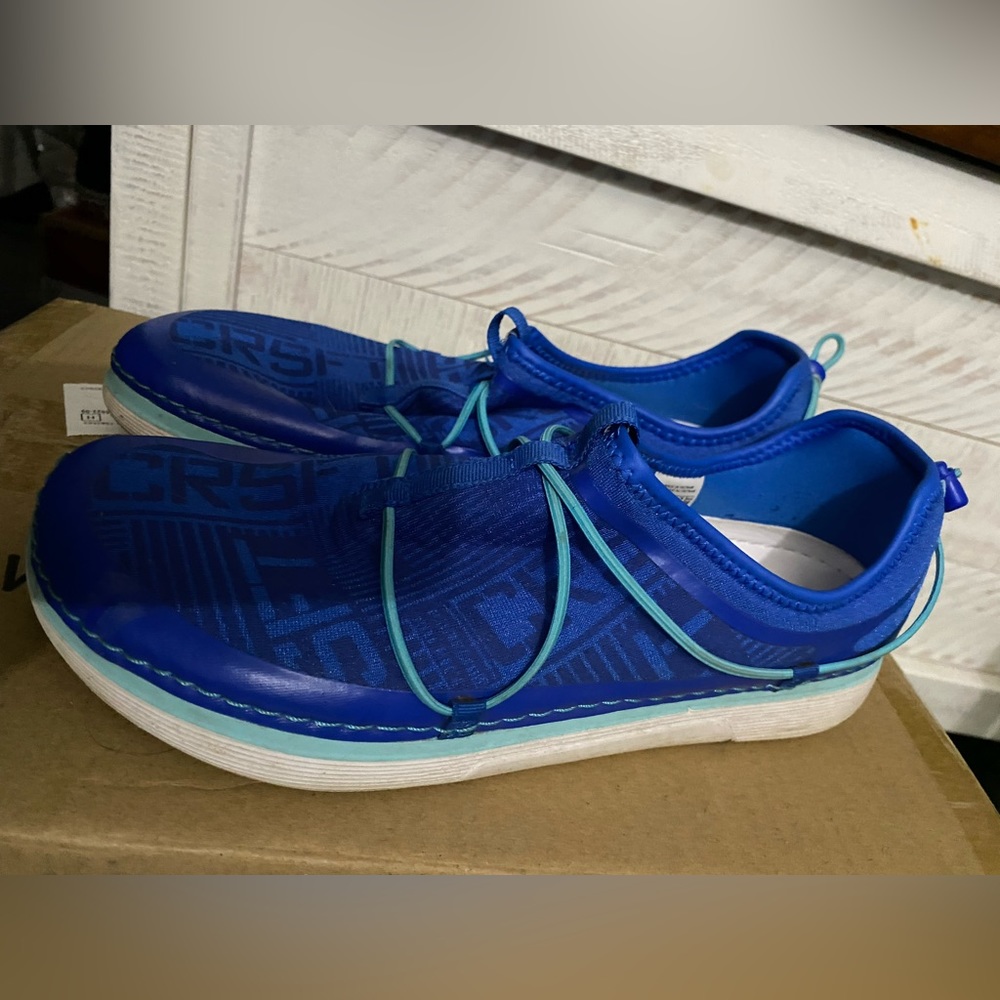 Reebok slip on shoes.